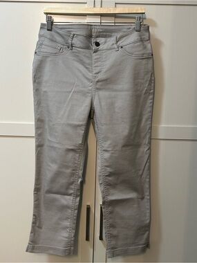Up! Stretch Crop Capris